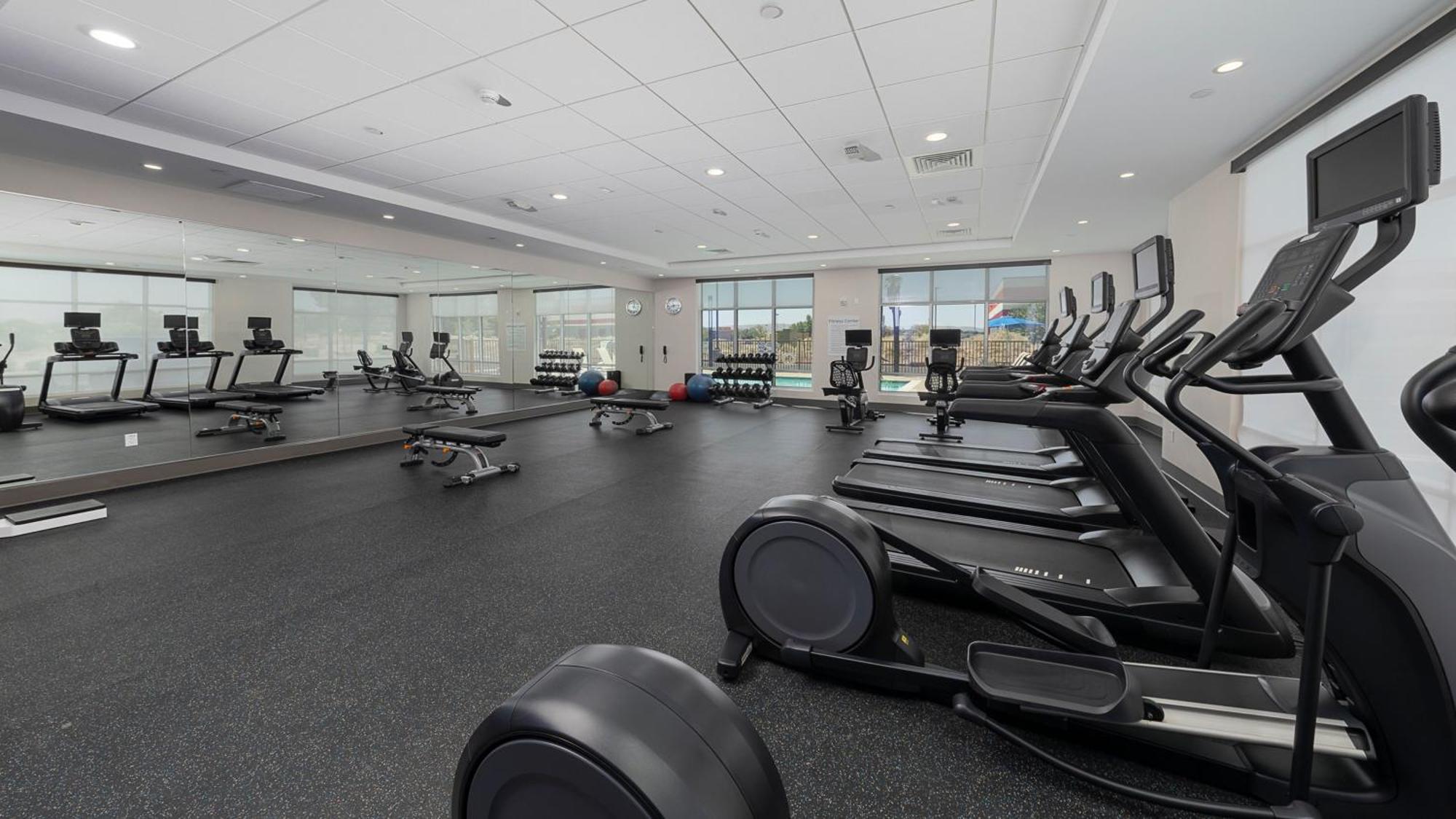 Holiday Inn Express & Suites Ridgecrest - China Lake By Ihg Exteriér fotografie